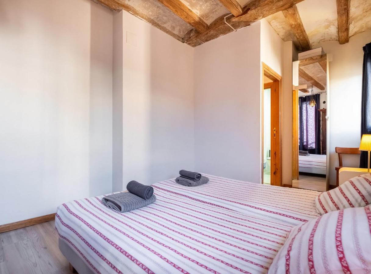 Apartamentos El Pintor Barcelona Exterior photo
