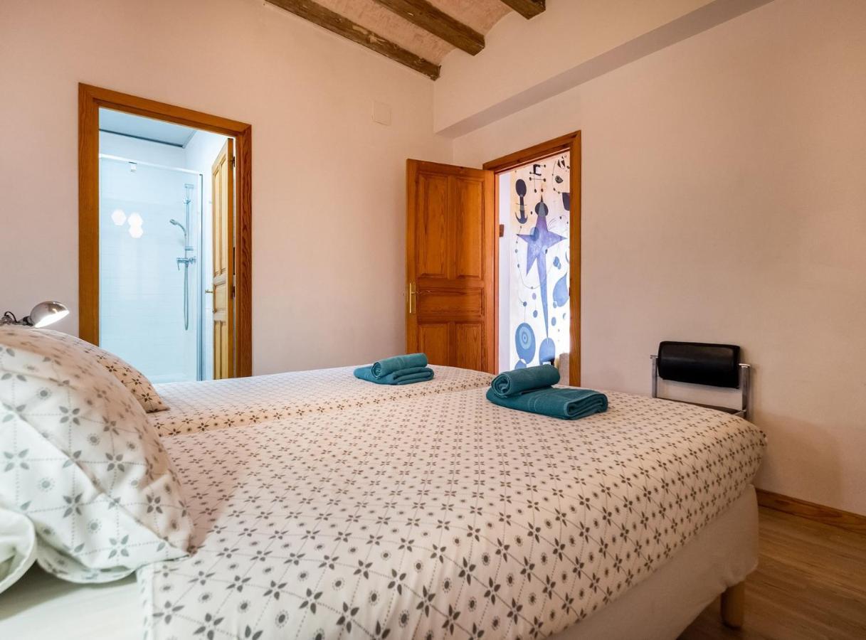 Apartamentos El Pintor Barcelona Exterior photo